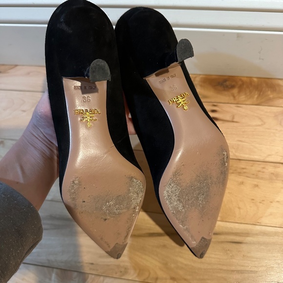 Rare find! Prada Black Suede kitten heel‎ - Picture 6 of 7